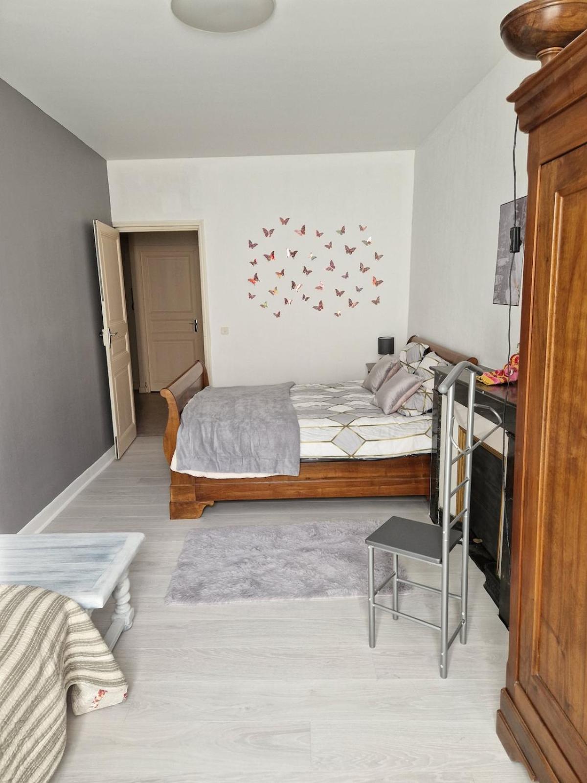 Appartement 120 M² Duplex Coeur Historique Au Calme Le Puy-en-Velay Eksteriør billede